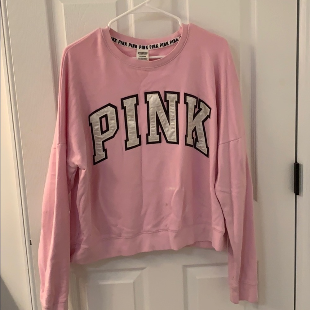 pink sweatshirt